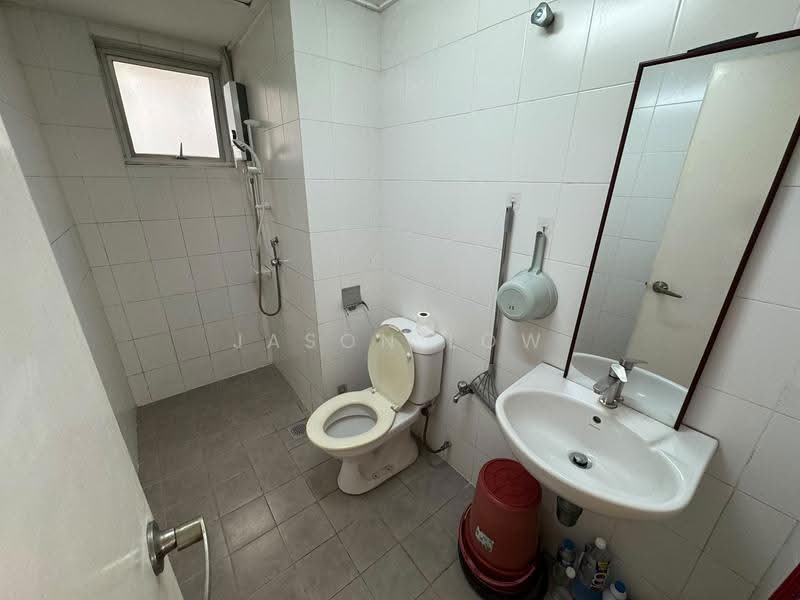 Kondominium untuk Disewa di Casa Indah 2 - Jason Low - Bathroom - PropertyGuru.com.my