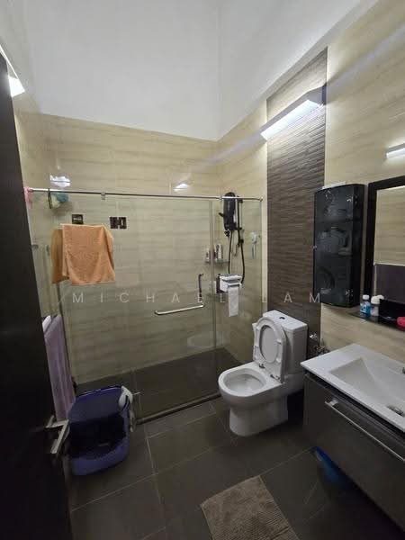 Rumah Teres 2-Tingkat untuk Dijual di Petaling Jaya (Selangor) - Michael Lam - Bathroom - PropertyGuru.com.my