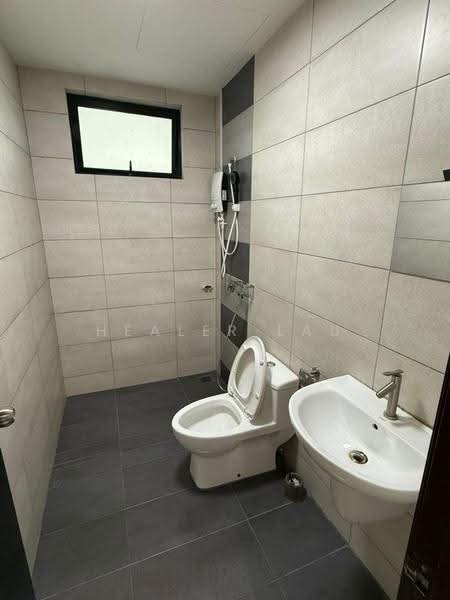 Service Residence for Sale at Molek Regency - Healer Lau - Bathroom - PropertyGuru.com.my