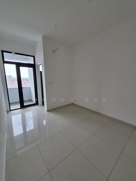 Rumah Teres 2.5-Tingkat untuk Disewa di Taman Desa Tebrau (Tebrau) - AhMood Goh - PropertyGuru.com.my