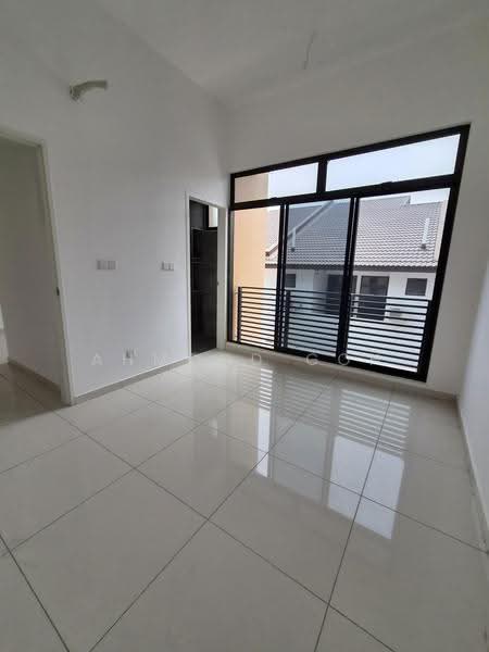 Rumah Teres 2.5-Tingkat untuk Disewa di Taman Desa Tebrau (Tebrau) - AhMood Goh - PropertyGuru.com.my