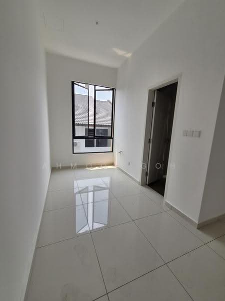 Rumah Teres 2.5-Tingkat untuk Disewa di Taman Desa Tebrau (Tebrau) - AhMood Goh - PropertyGuru.com.my