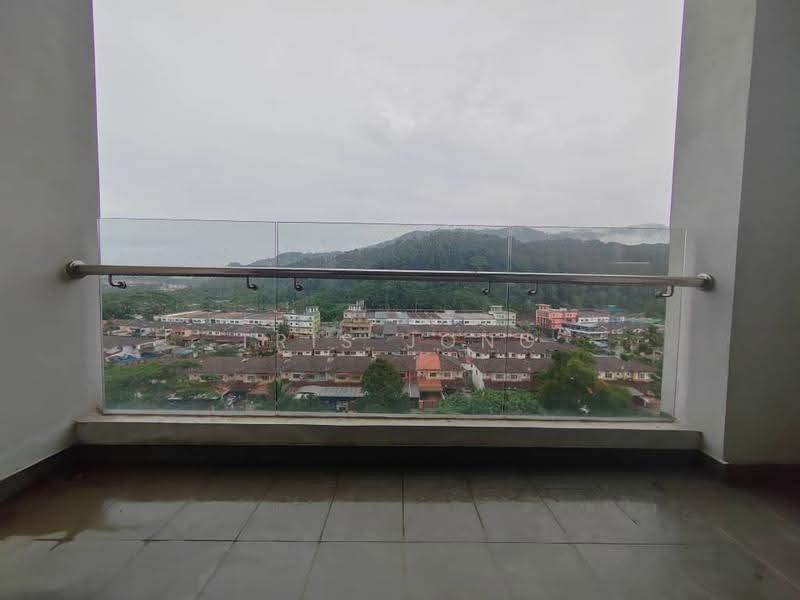 Kondominium untuk Disewa di Legendview - Tris Jong - Balcony - PropertyGuru.com.my