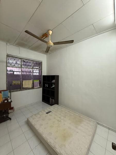 Terraced House for Sale in Senai (Kulai) - June Tan - Bedroom - PropertyGuru.com.my