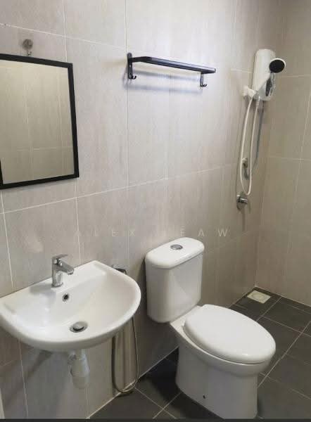 Kediaman Servis untuk Dijual di MKH Boulevard II - Alex Leaw - Bathroom - PropertyGuru.com.my