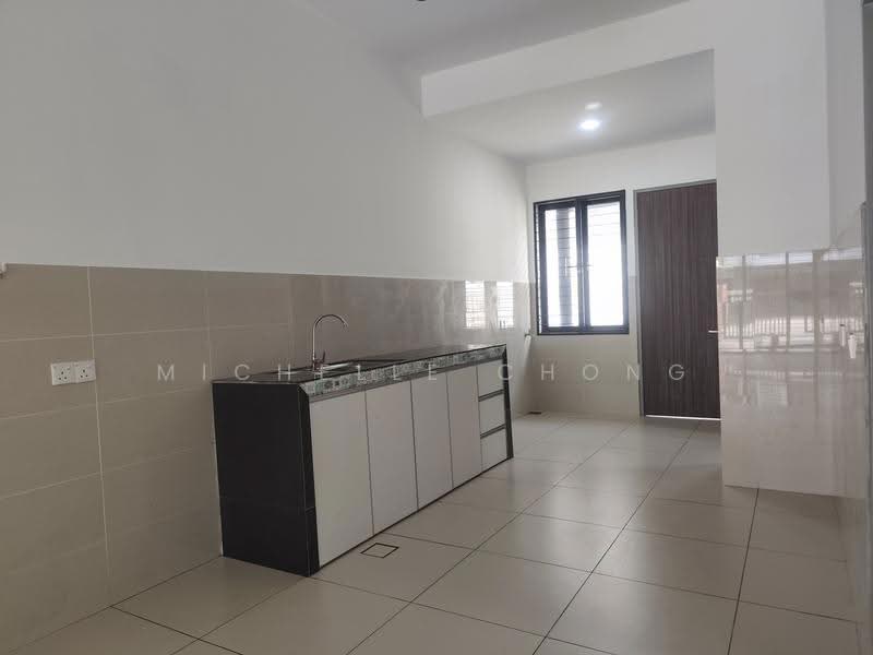 Rumah Teres 2-Tingkat untuk Disewa di Elmina (Shah Alam) - Michelle Chong - Kitchen - PropertyGuru.com.my