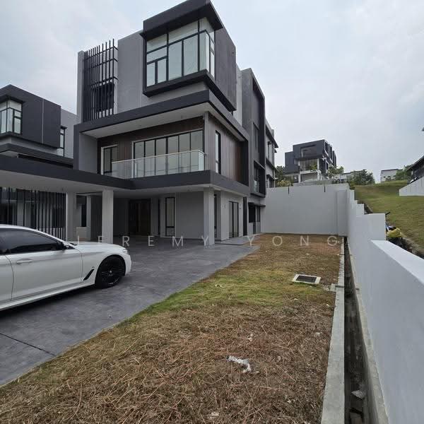 Bungalow House untuk Dijual di Jade Hills (Kajang) - Jeremy Yong - Exterior - PropertyGuru.com.my