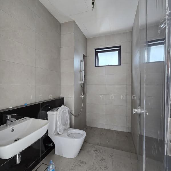 Bungalow House untuk Dijual di Jade Hills (Kajang) - Jeremy Yong - Bathroom - PropertyGuru.com.my
