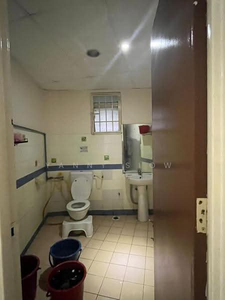 Kondominium untuk Dijual di Prima Setapak Condominium - Yanny Siow - Bathroom - PropertyGuru.com.my