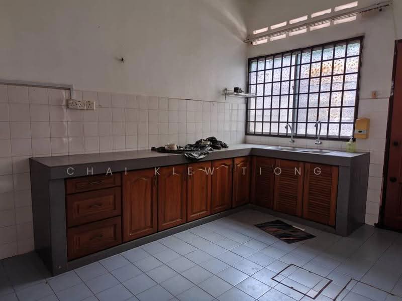 Rumah Teres 2-Tingkat untuk Disewa di Kuantan (Pahang) - Chai Kiew Tiong - Kitchen - PropertyGuru.com.my