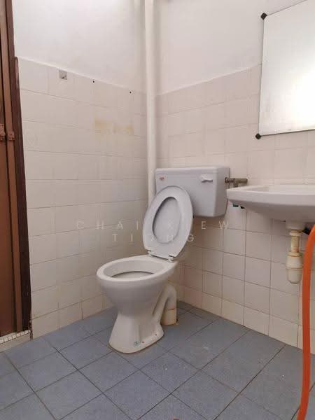 Rumah Teres 2-Tingkat untuk Disewa di Kuantan (Pahang) - Chai Kiew Tiong - Bathroom - PropertyGuru.com.my