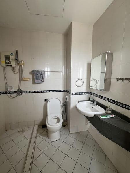 Service Residence for Rent at Waldorf Tower - Ann Lim - Bathroom - PropertyGuru.com.my