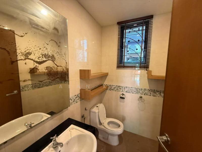 Bungalow House for Sale in Bukit Rahman Putra (Sungai Buloh) - Alan Khoo - Bathroom - PropertyGuru.com.my