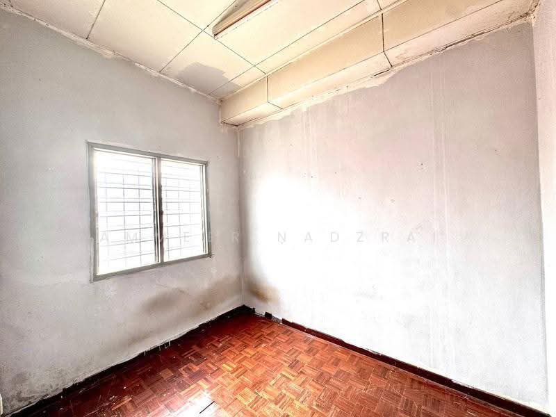 Rumah Teres 2-Tingkat untuk Dijual di Lestari Putra (Seri Kembangan) - Ammeer Nadzrai - Interior - PropertyGuru.com.my
