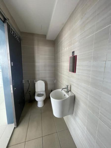 Office for Sale in Kampung Berembang (Ampang) - Siew Yoong - Bathroom - PropertyGuru.com.my