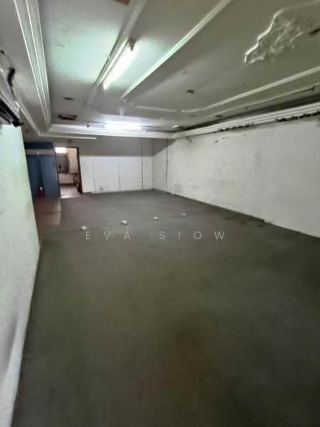 Kedai untuk Disewa di Taman Universiti (Skudai) - Eva Siow - Interior - PropertyGuru.com.my