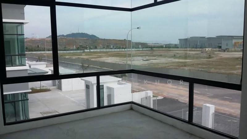 Kilang untuk Dijual di Iskandar Puteri (Nusajaya) (Johor) - Kenneth Khor - Balcony - PropertyGuru.com.my