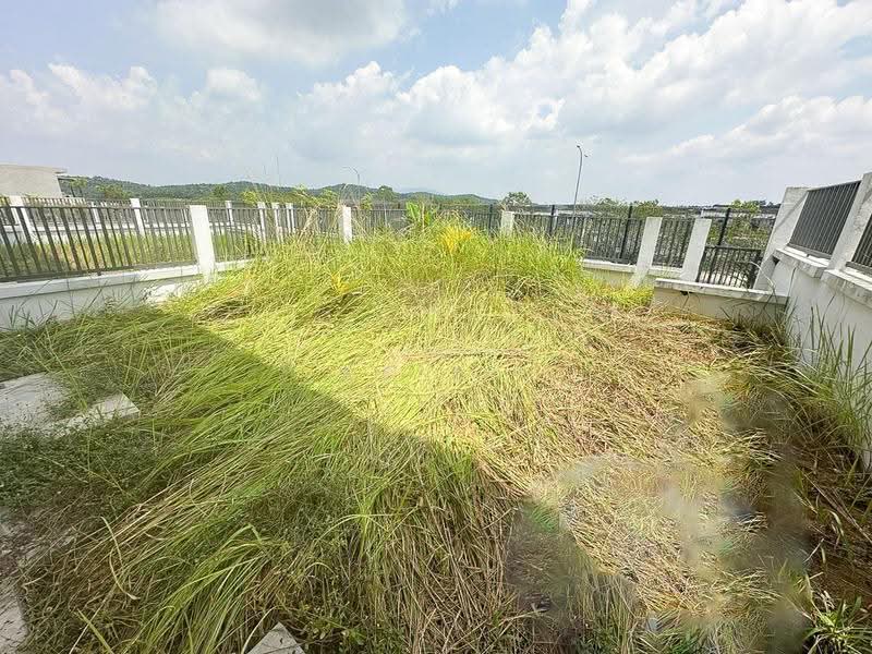 2-storey Terraced House for Sale in Sungai Buloh (Selangor) - Ka Ee - Exterior - PropertyGuru.com.my