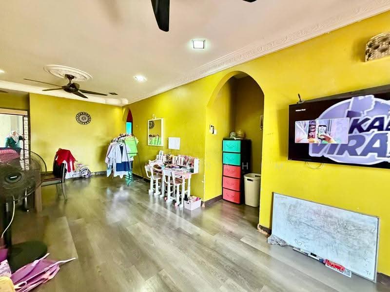 Condominium for Sale at Vista Amani - Azli Ibrahim - Living Room - PropertyGuru.com.my