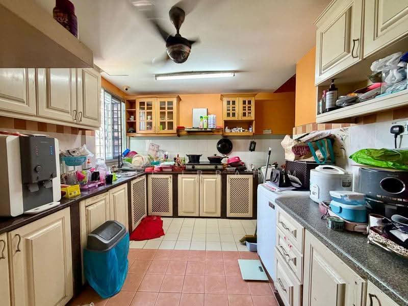 Condominium for Sale at Vista Amani - Azli Ibrahim - Kitchen - PropertyGuru.com.my