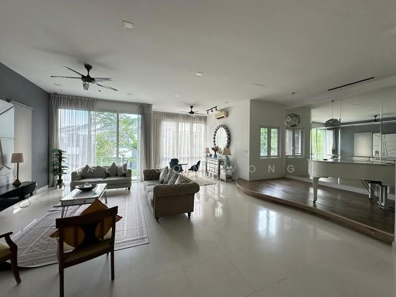 Bungalow House for Rent in Sunway Damansara (Kota Damansara) - Allyson Wong - Living Room - PropertyGuru.com.my