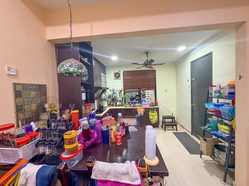 2-storey Terraced House for Sale in Alam Damai (Cheras) - Ammeer Nadzrai - Kitchen - PropertyGuru.com.my