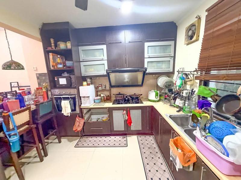 2-storey Terraced House for Sale in Alam Damai (Cheras) - Ammeer Nadzrai - Kitchen - PropertyGuru.com.my