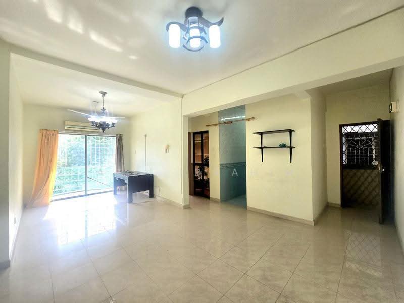 Pangsapuri untuk Dijual di Kenari Court - Azli Ibrahim - Living Room - PropertyGuru.com.my
