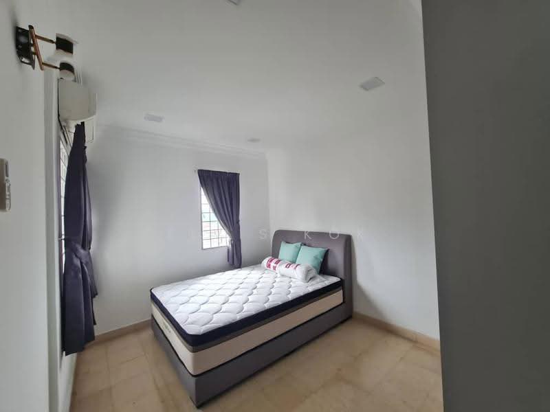 Kondominium untuk Dijual di Endah Villa - Elvis Kok - Bedroom - PropertyGuru.com.my