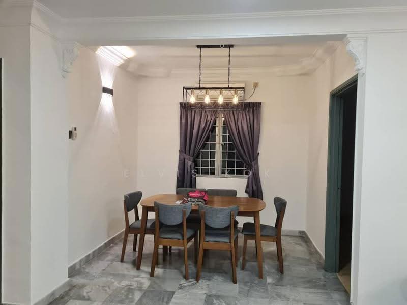 Kondominium untuk Dijual di Endah Villa - Elvis Kok - Dining Room - PropertyGuru.com.my