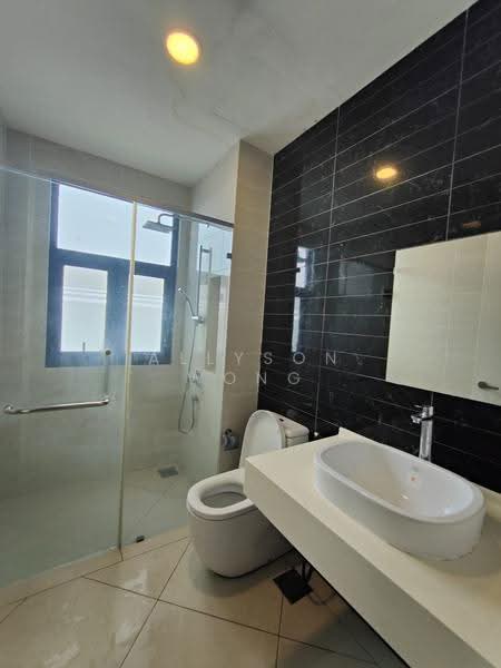 Kondominium untuk Disewa di Sky Condominium (Skyz Residence) - Allyson Wong - Bathroom - PropertyGuru.com.my