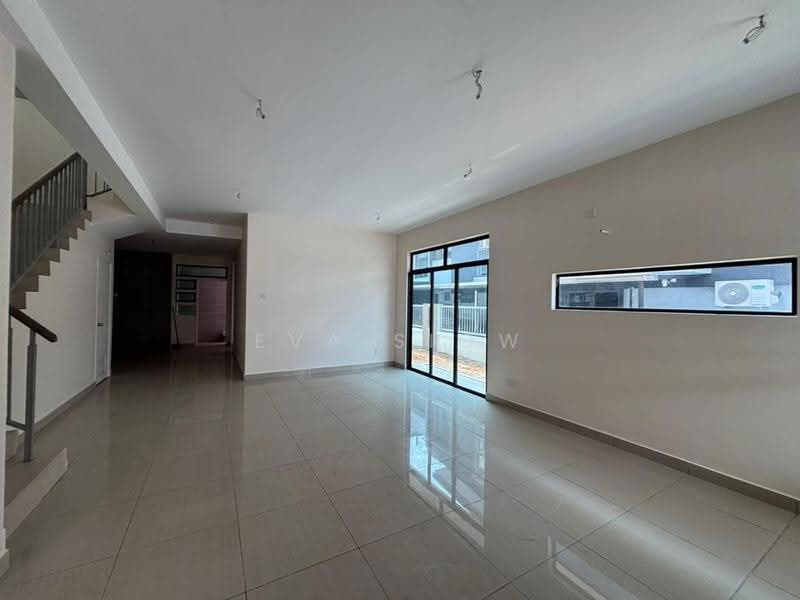 Rumah Kluster untuk Dijual di Johor Bahru (Johor) - Eva Siow - Living Room - PropertyGuru.com.my