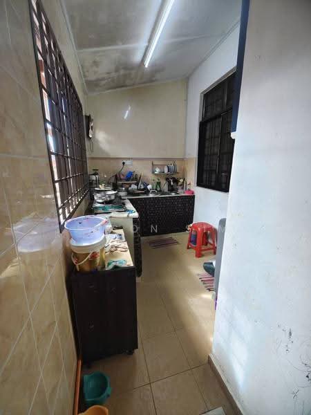 Rumah Teres 1.5-Tingkat untuk Dijual di Taman Pelangi Indah (Ulu Tiram) - Jason Sim - Kitchen - PropertyGuru.com.my