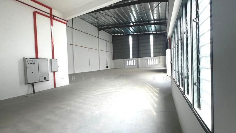 Semi-D Factory for Sale in Taman Desa Cemerlang (Ulu Tiram) - Christina Ang - Interior - PropertyGuru.com.my