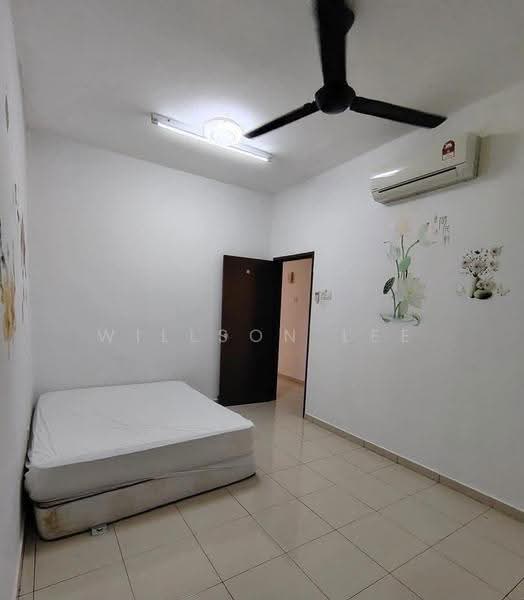 Apartment for Rent at Tanjung Permai De Centro - Willson Lee - Bedroom - PropertyGuru.com.my