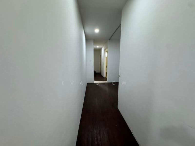 Shop / Office untuk Dijual di Bandar Baru Permas Jaya (Permas Jaya) - Eva Siow - Corridor - PropertyGuru.com.my