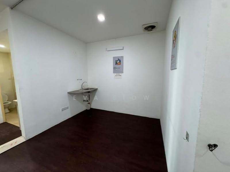 Shop / Office untuk Dijual di Bandar Baru Permas Jaya (Permas Jaya) - Eva Siow - Interior - PropertyGuru.com.my