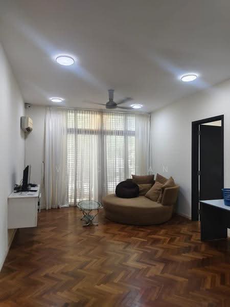 Rumah Berkembar untuk Dijual di Tanjung Tokong (Penang) - Vince Tan - Living Room - PropertyGuru.com.my
