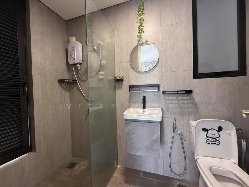 Service Residence for Sale at Geo Bukit Rimau - Vicky Wang - Bathroom - PropertyGuru.com.my