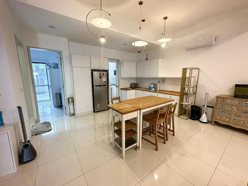 2-storey Terraced House for Sale in Sungai Buloh (Selangor) - Ka Ee - Kitchen - PropertyGuru.com.my