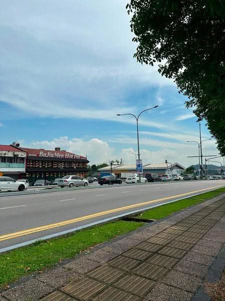 Kedai untuk Disewa di Taman Ungku Tun Aminah (Skudai) - Eva Siow - Exterior - PropertyGuru.com.my