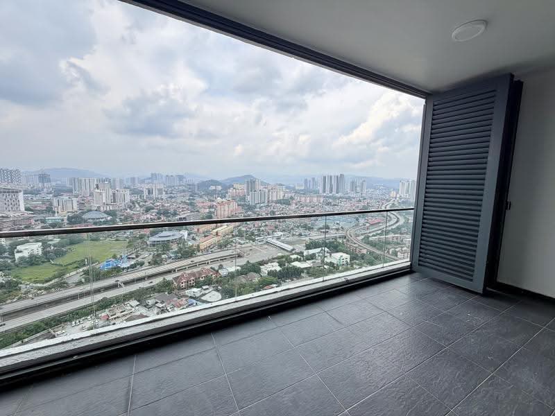 Service Residence for Sale at Serviced Residence @ KL Trillion - Adeline Teh - Balcony - PropertyGuru.com.my