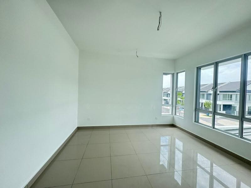 2-storey Terraced House for Sale in Amverton Hills (Sungai Buloh) - Tris Jong - Interior - PropertyGuru.com.my