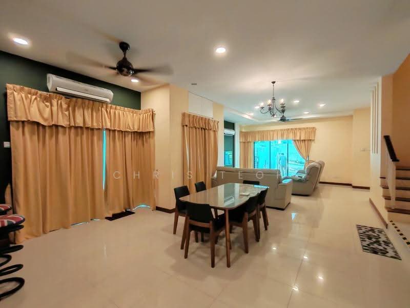 Rumah Berkembar untuk Disewa di Batu Ferringhi (Penang) - Chris Teoh - Living Room - PropertyGuru.com.my