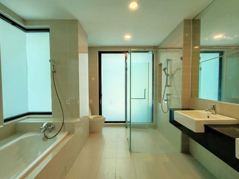 Rumah Berkembar untuk Disewa di Batu Ferringhi (Penang) - Chris Teoh - Bathroom - PropertyGuru.com.my