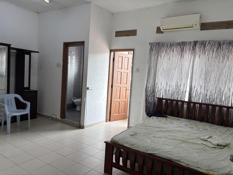 2-storey Terraced House for Rent in Taman Koperasi Cuepacs (Cheras) - CK Chong - Bedroom - PropertyGuru.com.my