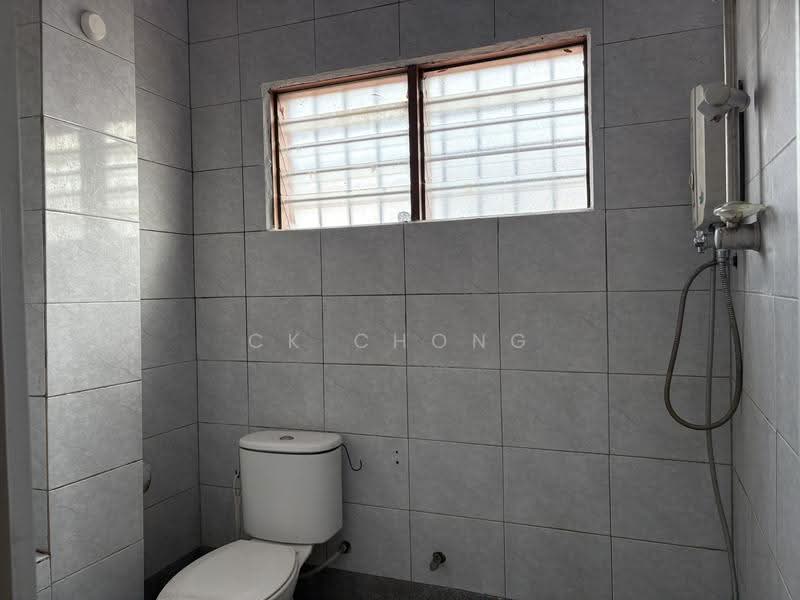 2-storey Terraced House for Rent in Taman Koperasi Cuepacs (Cheras) - CK Chong - Bathroom - PropertyGuru.com.my