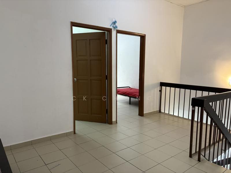 2-storey Terraced House for Rent in Taman Koperasi Cuepacs (Cheras) - CK Chong - Corridor - PropertyGuru.com.my