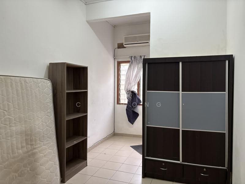 2-storey Terraced House for Rent in Taman Koperasi Cuepacs (Cheras) - CK Chong - Bedroom - PropertyGuru.com.my