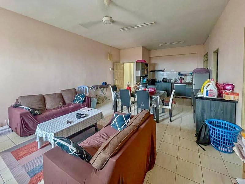Condominium for Sale at Kondominium Kristal - Azli Ibrahim - Living Room - PropertyGuru.com.my